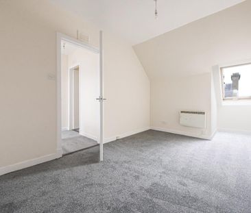 2 bedroom maisonette to rent - Photo 3