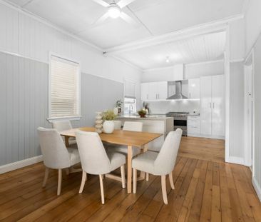 Charming Queenslander with Modern Comforts - Photo 6