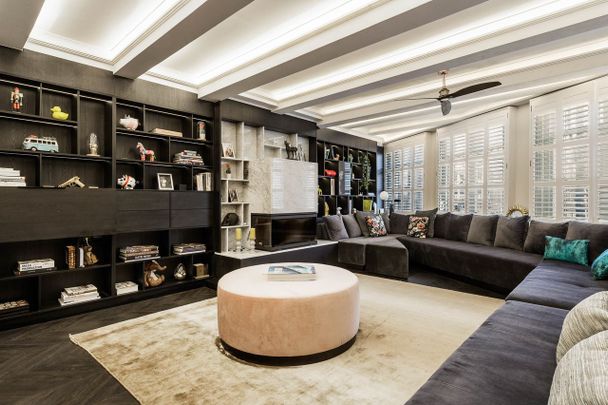 Appartement te huur: Nieuwezijds Voorburgwal 286-C 1012 RT Amsterdam - Photo 1