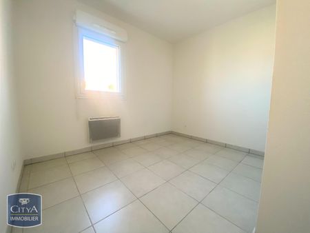 Location Appartement 4 pièces 83m² ARLES 13200 - Photo 2