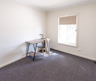 Fantastic Family Home !! - Photo 5