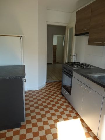 Helle 3,5-Zi'Wohnung mit Charme an zentraler sowie ruhiger Lage - Photo 5