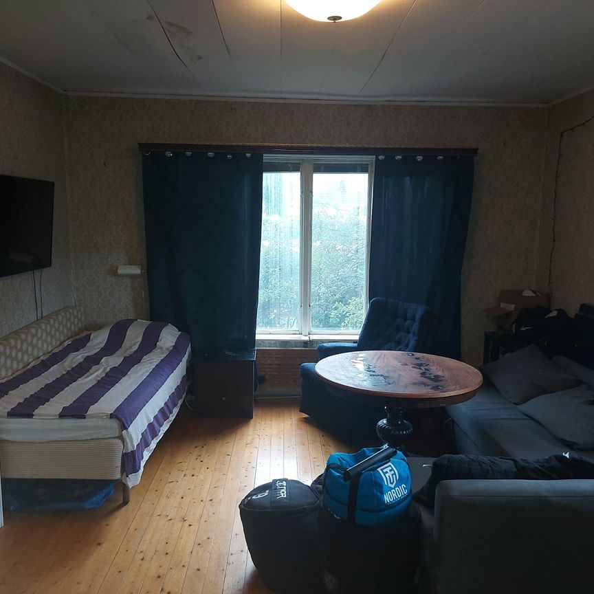 Gamla Lillhagsvägen, Hisings Backa - Photo 1