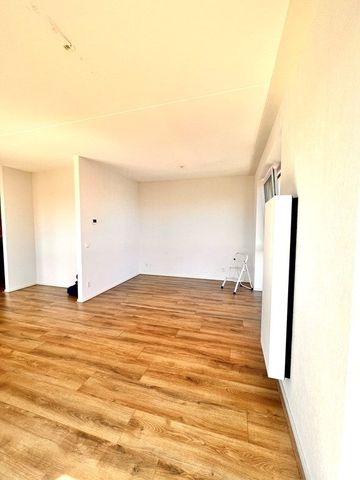 Te huur: Appartement Laakweg in Den Haag - Photo 3
