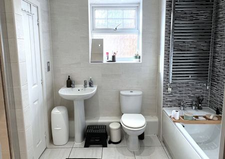 2 Bed Flat, Coppetts Road, N10 - Photo 5