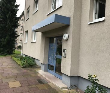 2 Zimmer, Küche, Bad, Balkon, 3.OG rechts - Foto 1