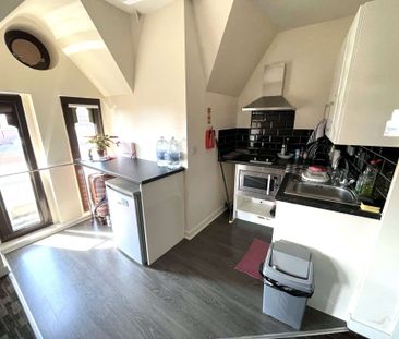 Flat 36, Gladstone Buildings, 1 St James Row, S1 2EU - Photo 6