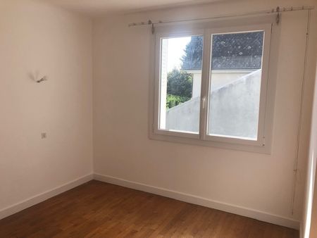 Location Maison 5 pièces 114m² TULLE 19000 - Photo 2