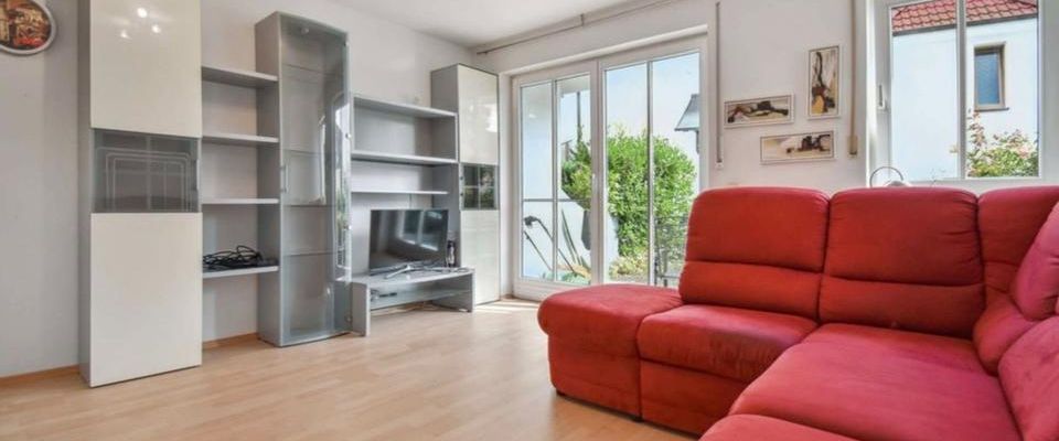 Zwei-Zimmer-Wohnung mit eigenem Garten in Feldmoching - Photo 1