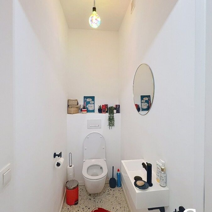 Modern appartement met terras en 2 slaapkamers op fantastisch mooie locatie in hartje Gent - Photo 1