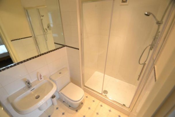 2 Bedroom Apartment To Let - Photo 1