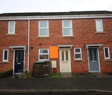 2 bedroom terraced house to rent - Photo 4