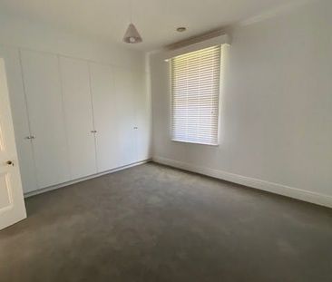 4 Francis Street - Photo 5