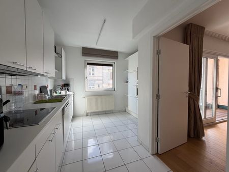 Appartement te huur - Foto 3