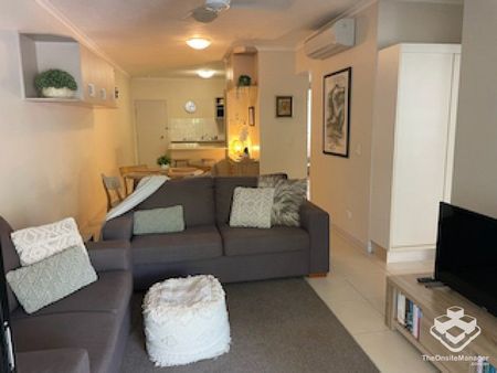 Inner City 2 Bed 2 Bath Unit - Fully Furnished - Photo 3