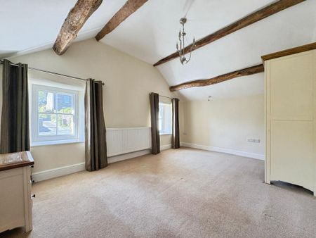 4 bedroom detached house to rent - Photo 3