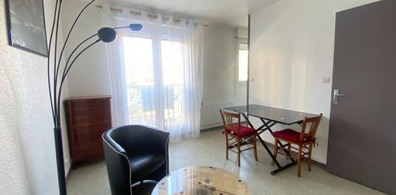 RUE CHARLES LEGENDRE, T1 meublé de 27m² avec parking ! - Photo 2