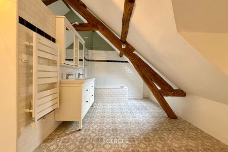 Maison centre ville de Senlis 6 pièces 145 m2, - Photo 4