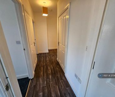 2 bedroom penthouse to rent - Photo 4