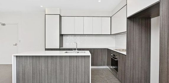 Ultra-convenient Modern Apartment - Photo 2