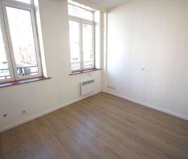Location Appartement 2 pièces 28m² LILLE 59000 - Photo 3