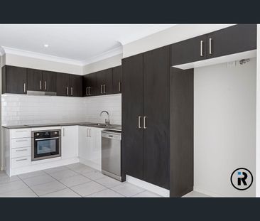 34 Hilary Street, Morayfield, Qld 4506 - Photo 3