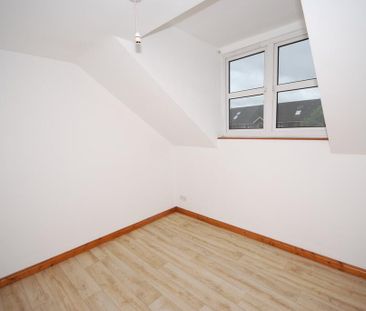 4 Ardenlee Green, Ravenhill, BT6, Belfast - Photo 5