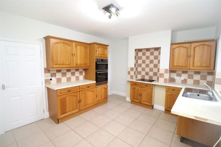 2 bedroom terraced house to rent - Photo 5