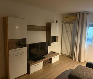 Dorobanti, inchiriere apartament cu 2 camere renovat modern. - Photo 6