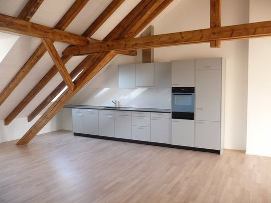 "Schöne 1.5 - Zimmerwohnung im Jugendstil im Kreis 6" - Photo 1