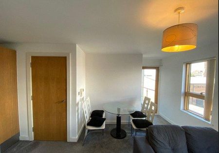 1 bedroom apartment to rent - Photo 2