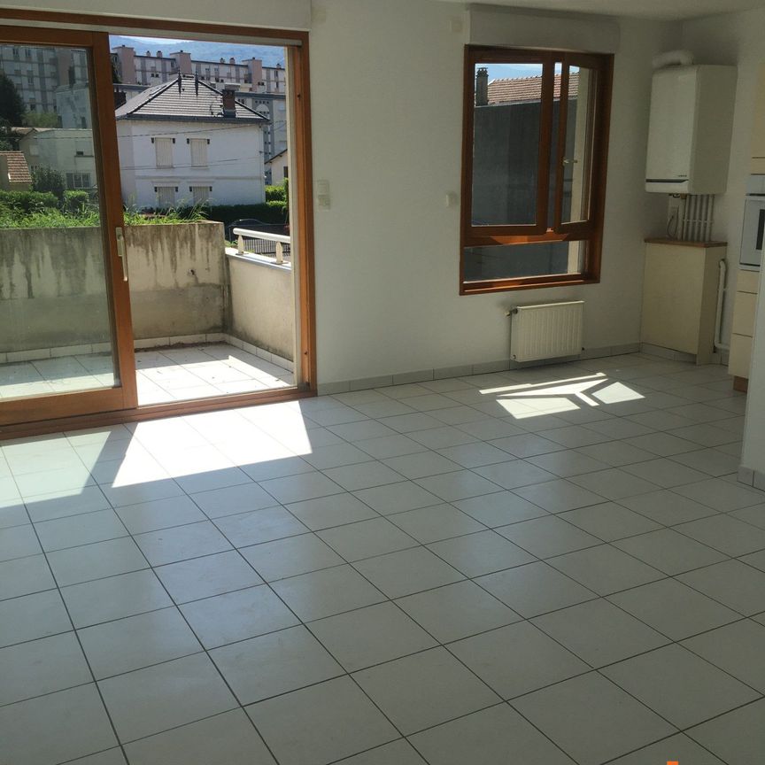 Location Appartement 2 pièces 51m² GRENOBLE 38000 - Photo 1