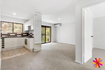 LOVELY CENTRAL 2 BEDROOM 1 BATHROOM RIVERSIDE APARTMENT - Photo 5