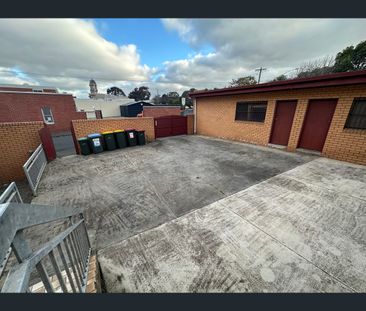 1/2 Clarence Street, Geelong West, Vic 3218 - Photo 2