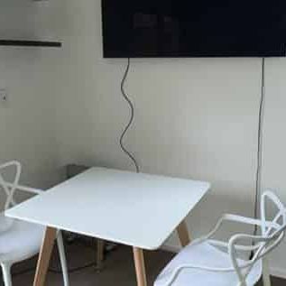 FURNISHED STUDIO + CARPARK - Photo 3