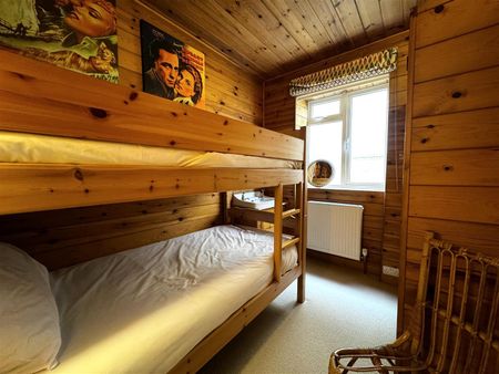 4 Bedroom Apartment - Ground Floor - Photo 4