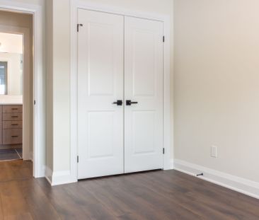 For Lease - 6 Dominique Street, Kitchener, Ontario - Photo 3