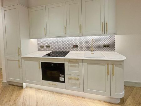 Studio to rent - Photo 2