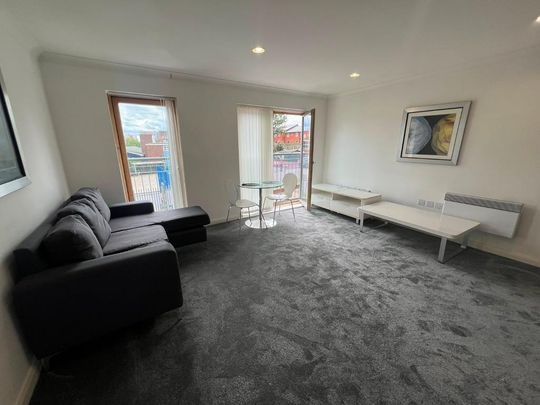 2 bedroom flat to rent - Photo 1