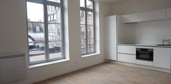 MAGNIFIQUE T2 RUE ROYALE A LILLE réf 5768 - Photo 2