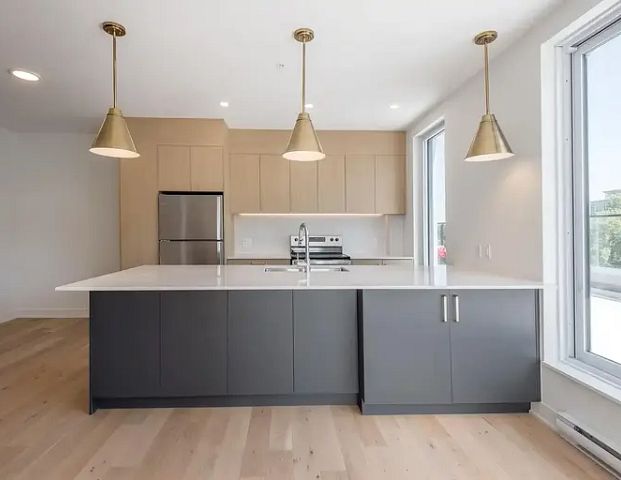 2237 Marlowe Ave | 2147 Marlowe Ave, Montreal - Photo 1