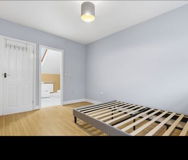 4 Bed Detached House, Shernhall Street, E17 - Photo 4