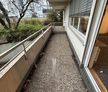 Hochwertig renovierte 2-Zimmer-Wohnung in bester Lage von Echterdin... - Photo 1