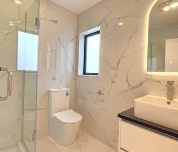 Step into 'brand new - Photo 4