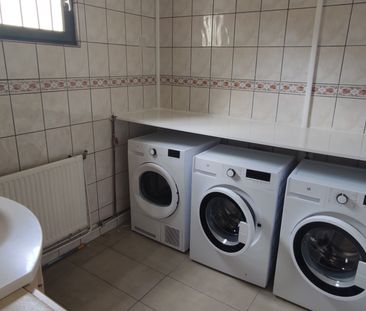 Location Appartement 13m² - Photo 1