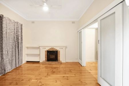 1 Brenthorpe Road, - Photo 3