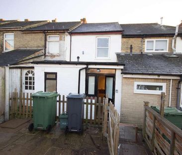 Alfred Street, East Cowes, Isle Of Wight, PO32 - Photo 6