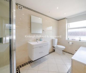 3 bedroom flat to rent - Photo 3