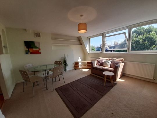 1 Bed Flat, Hammersmith Grove, W6 - Photo 1
