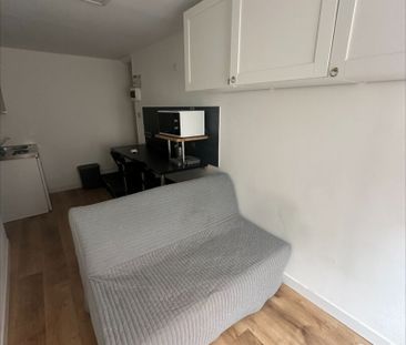 Location Appartement 1 pièce 13m² - Photo 1